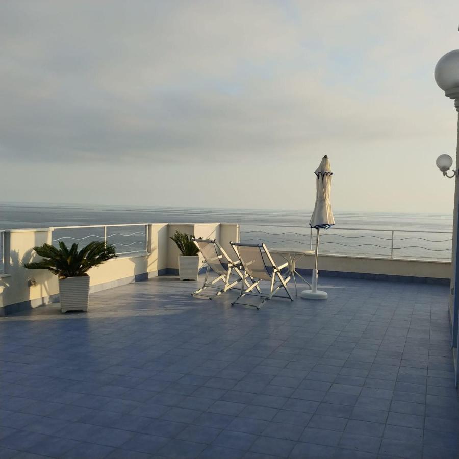 Hotel Ferretti Diamante Exterior photo